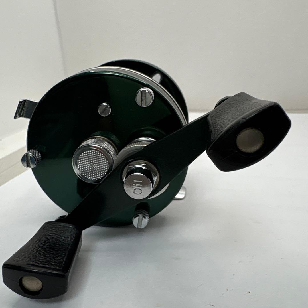 ABU Ambassadeur 5000D ベイトリール