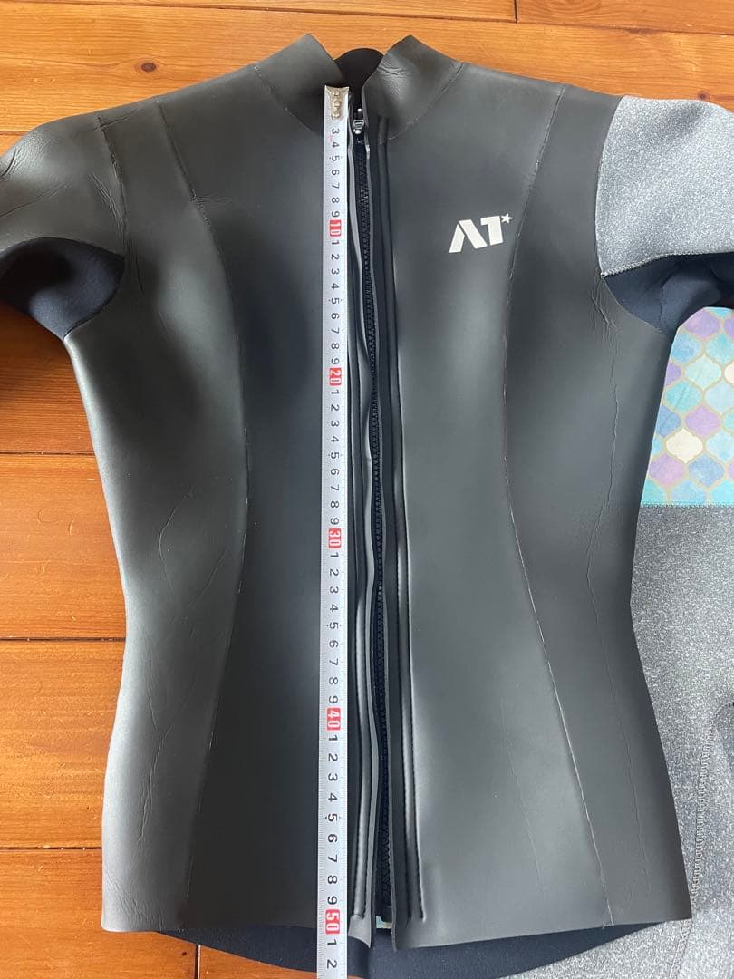 エアタイト ウェットスーツ 上下セット Mサイズ　3×2ミリ