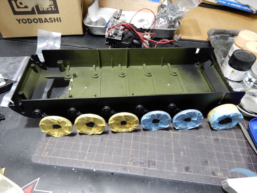 WPL E-1 1/16 新品 塗装 再組立て 金属履帯 等変更 新品 技適付き