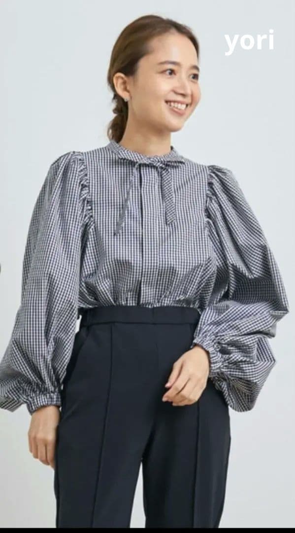 yori ヨリ リボンパフスリーブ ブラウス ネイビー ギンガムチェック