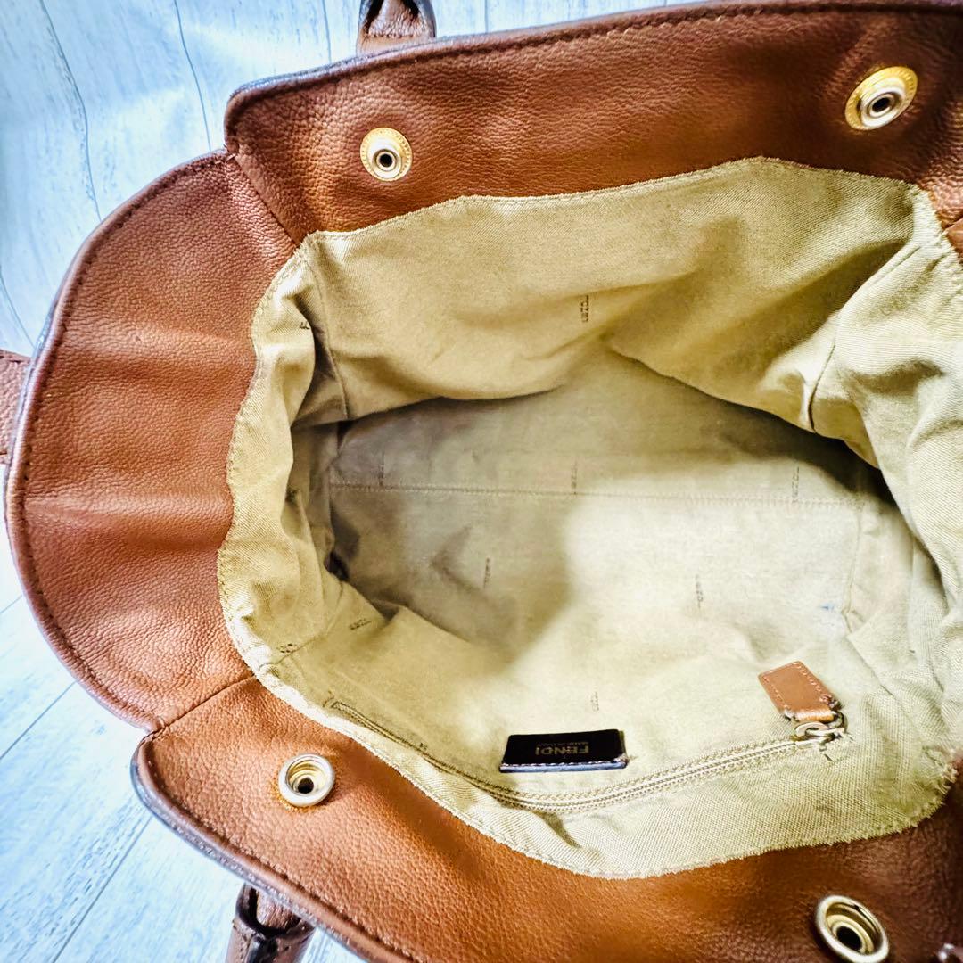 美品✨FENDI フェンディ レザートート ゴールド金具 ブラウン