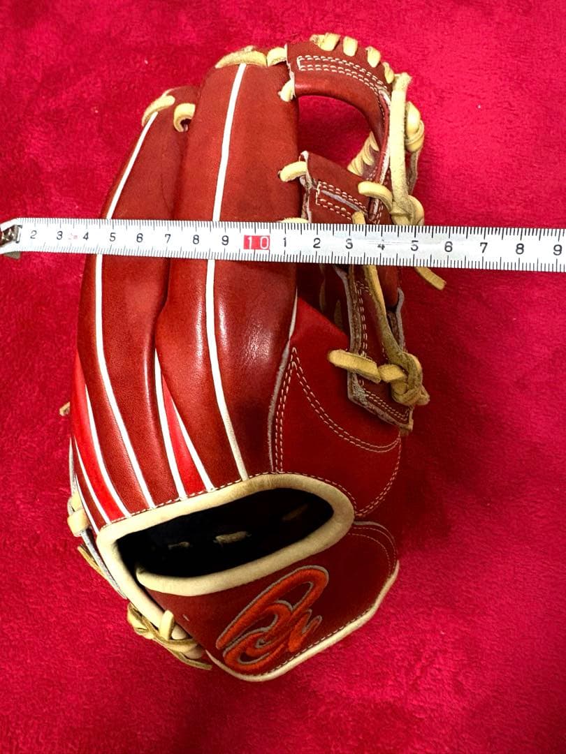 ドナイヤ グローブ山田哲人　限定品