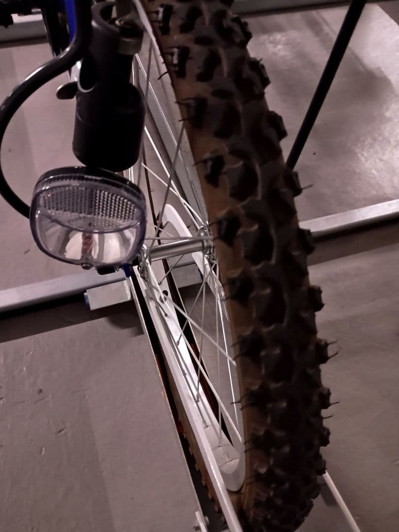 小学生　自転車　20サイズ　青色　マウンテンバイク　ギア付き　対面取引