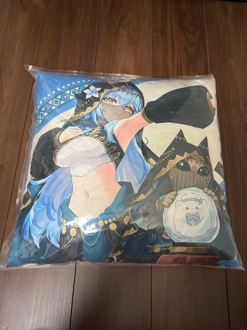 モンスターハンターワイルズ×ホロライブ スクエアクッション カプコン限定 4種