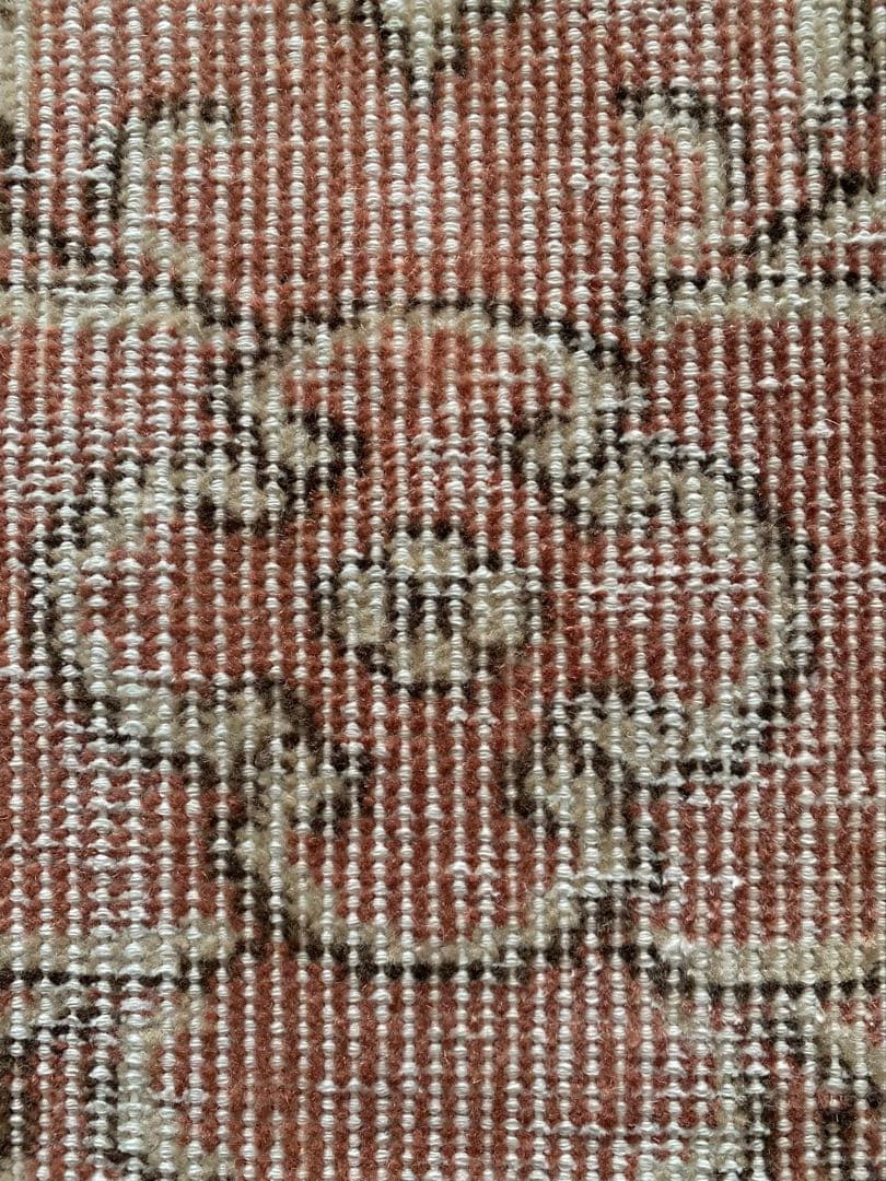 シャビーピーチ紋章柄　ヴィンテージラグ　トルコラグ