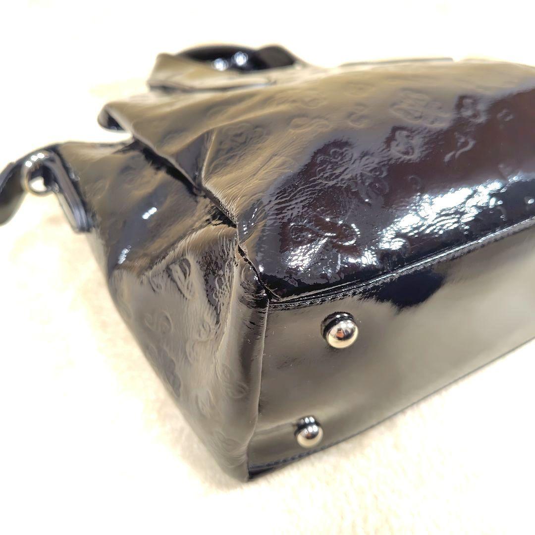 未使用級 アナスイ ショルダー ハンドバッグ バタフライ 蝶 エナメル チャーム