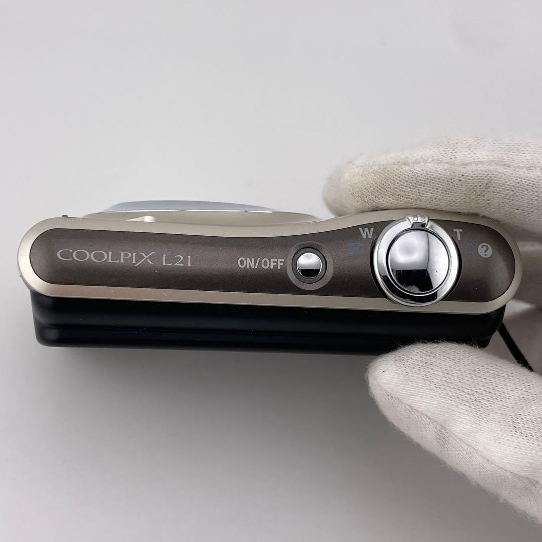 実写美⭕️【動作確認済】Nikon COOLPIX L21 デジカメ　シルバー