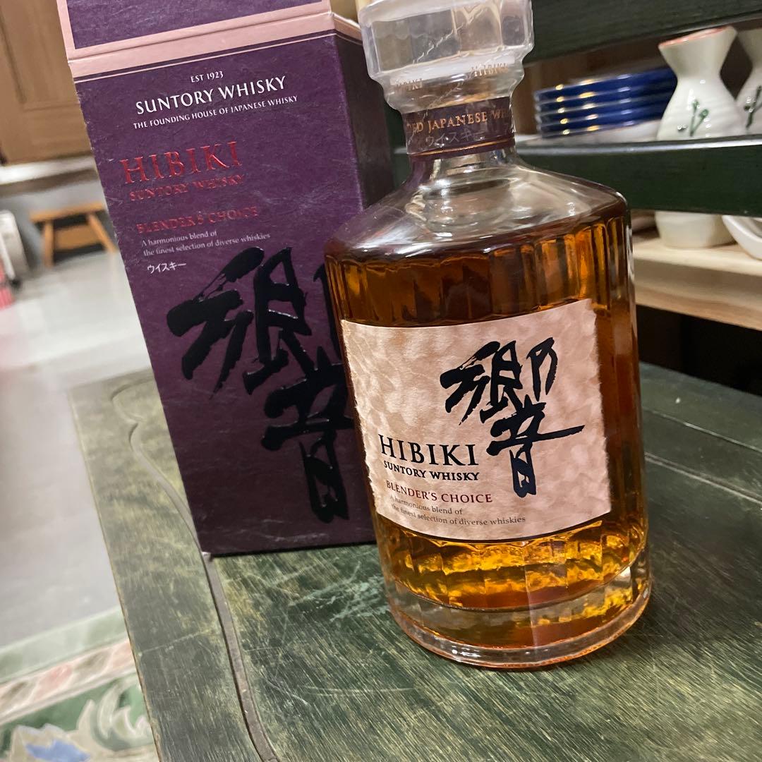 Hibiki Blenders Choice 700ml 箱入り　響　サントリー