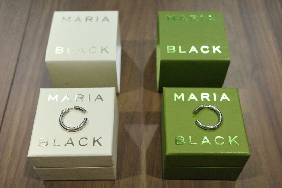 MARIA BLACK フープピアス 2個セット