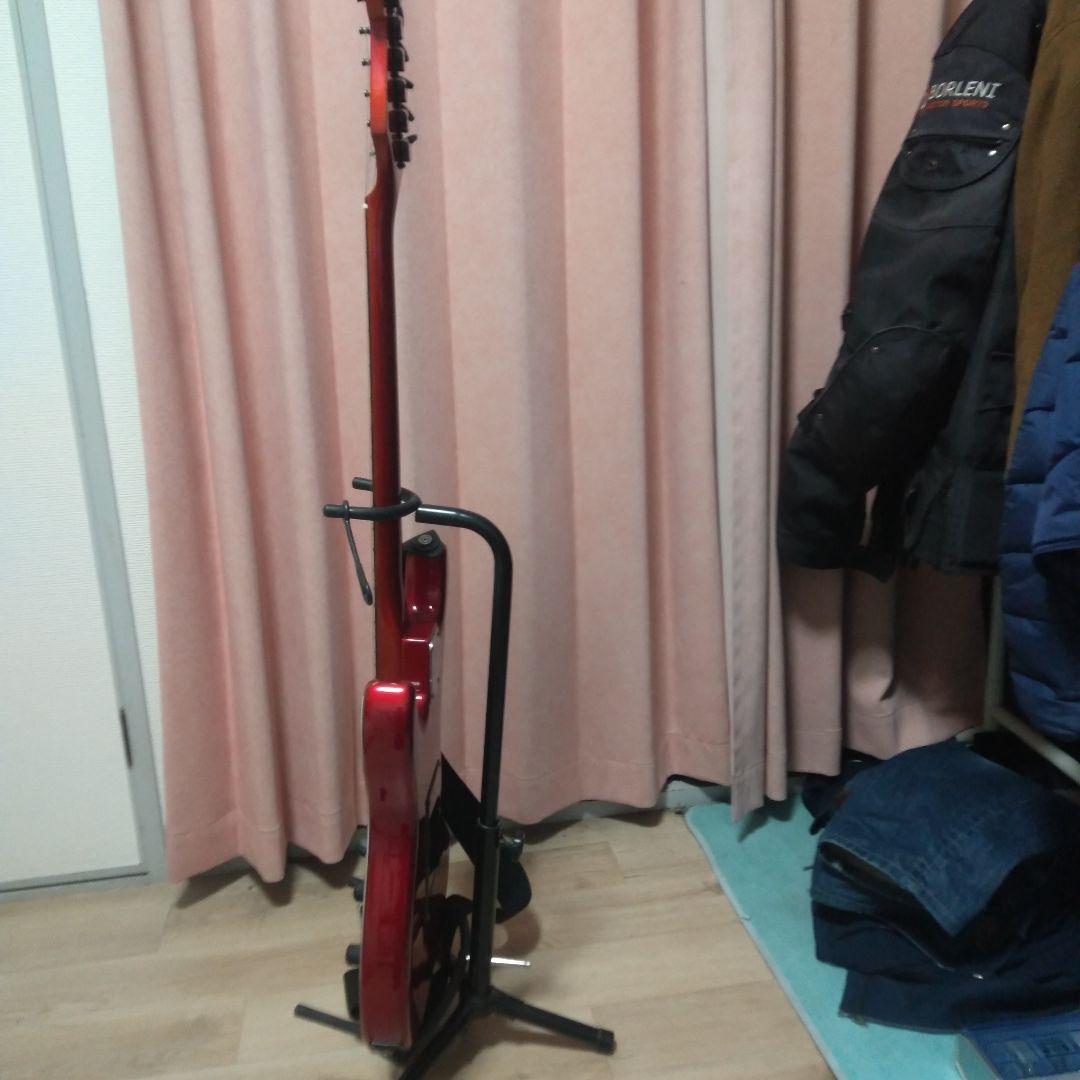 フェルナンデス　リミテッドエディション　ストラトタイプ　赤色