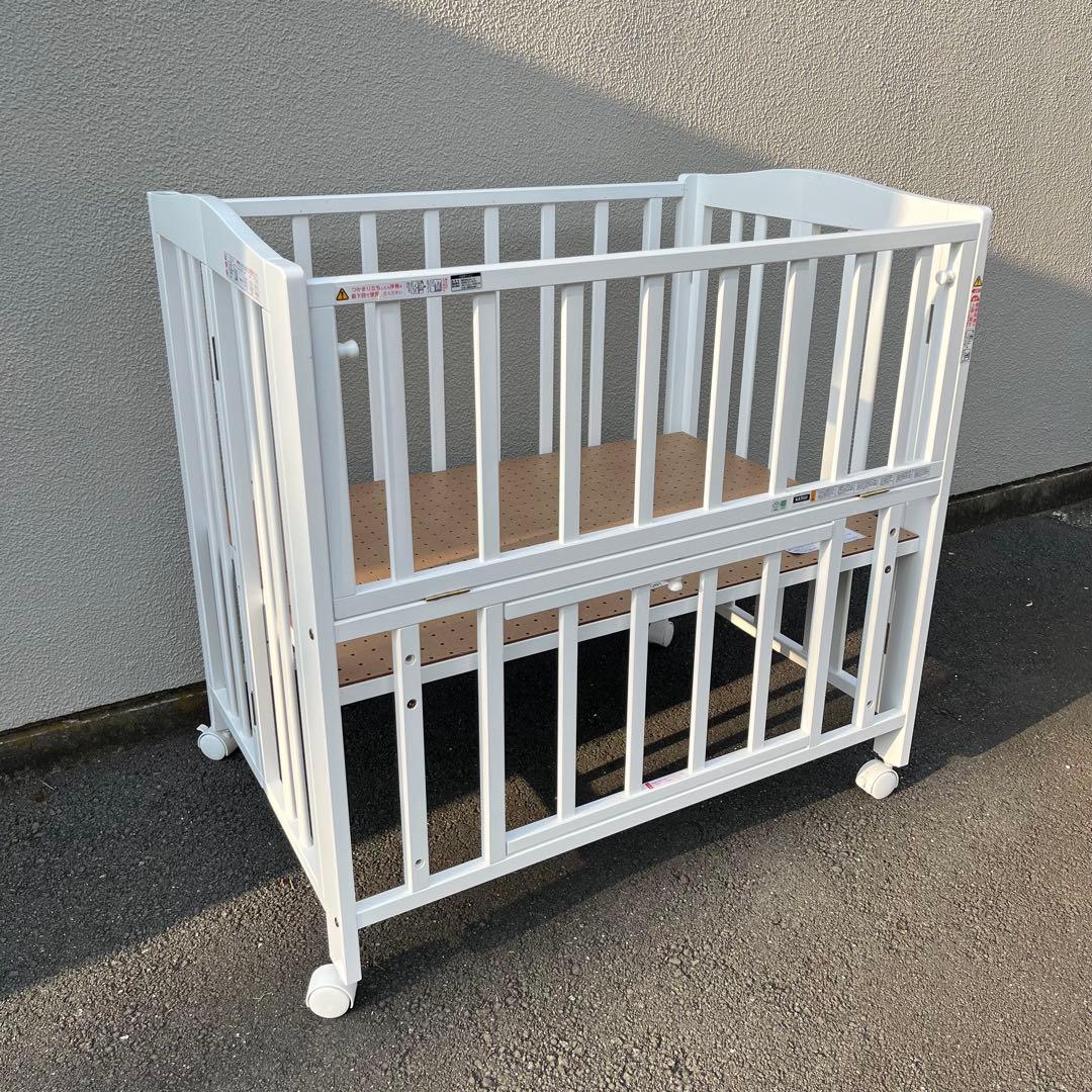 【美品・送料込み】 カトージ 折りたたみ式 ミニ ベビーベッド KATOJI