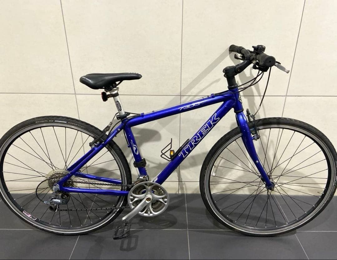 TREK FX トレック　クロスバイク スポーツバイク FX7.31247300