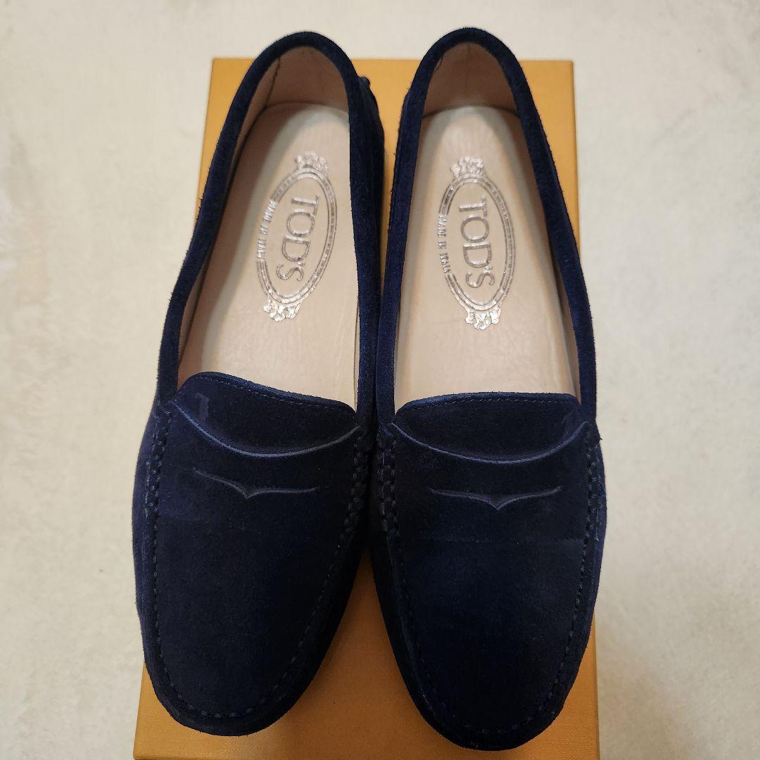 TOD'S ネイビー スエード ローファー 箱付き　23.5　24