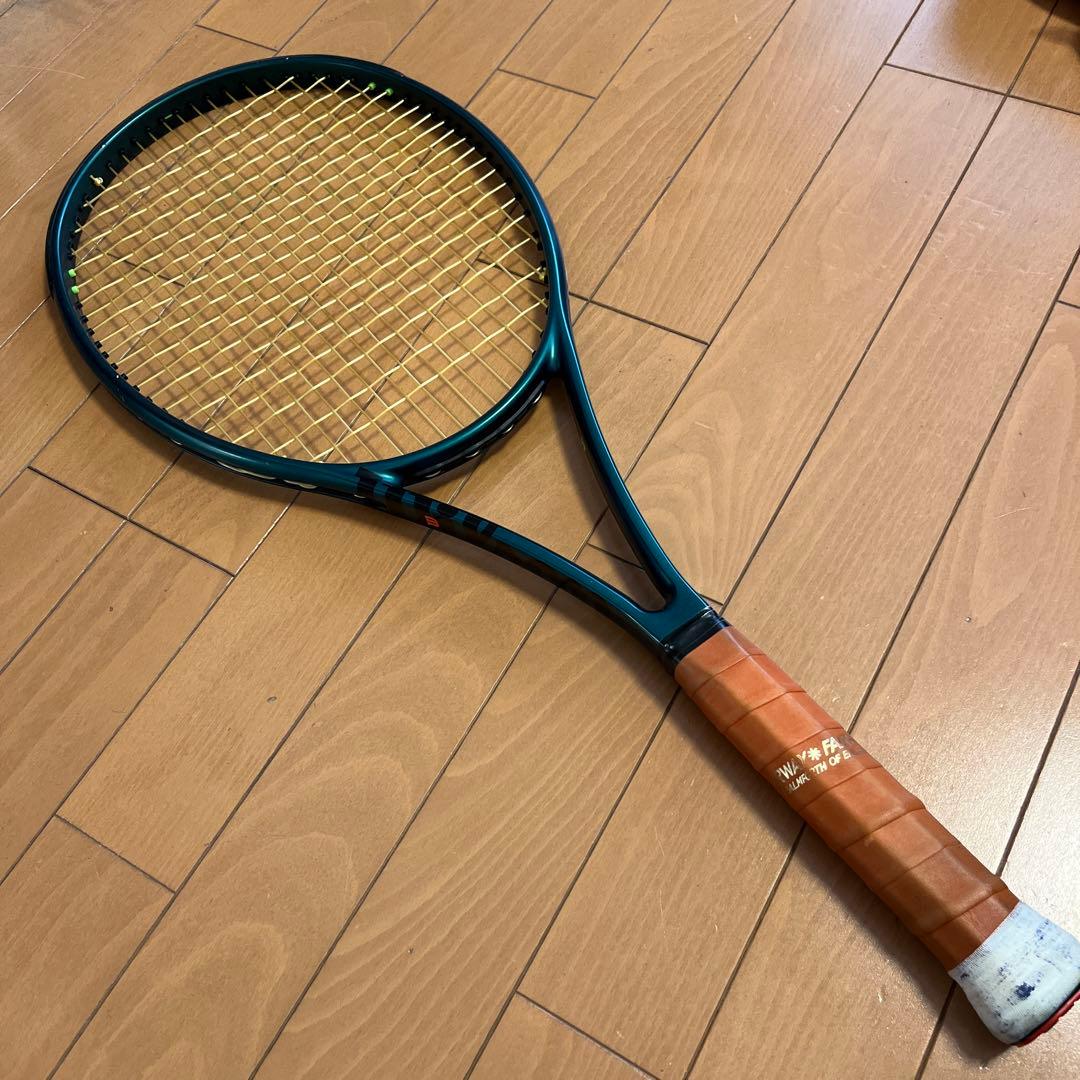 ブレード98 v9 18×20 G3 blade98 ウィルソン　ラケット