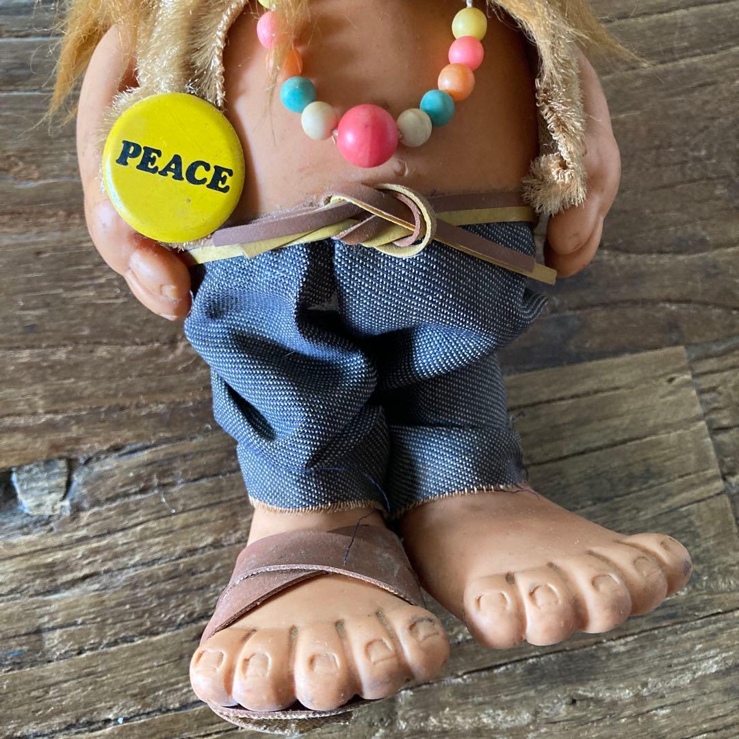 60's ヴィンテージ　ヒッピードール　PEACE缶バッジ　フィギュア　モケモケ