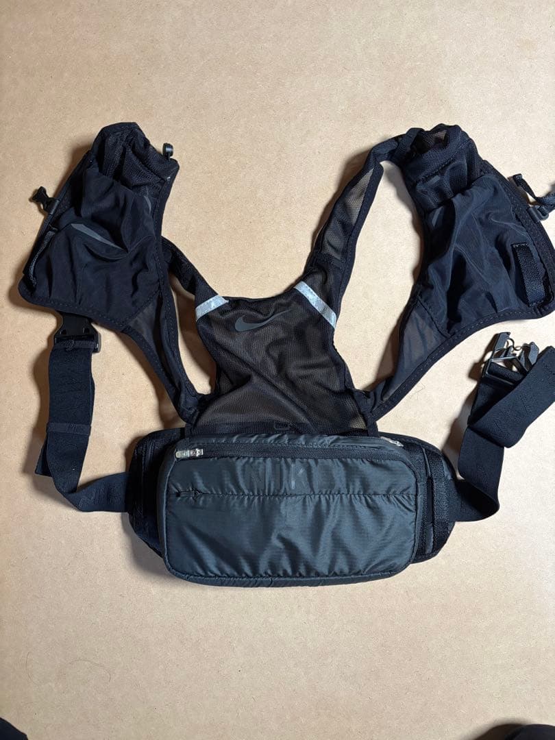 Nike トランスフォームベストパック　RN9101 トレイル