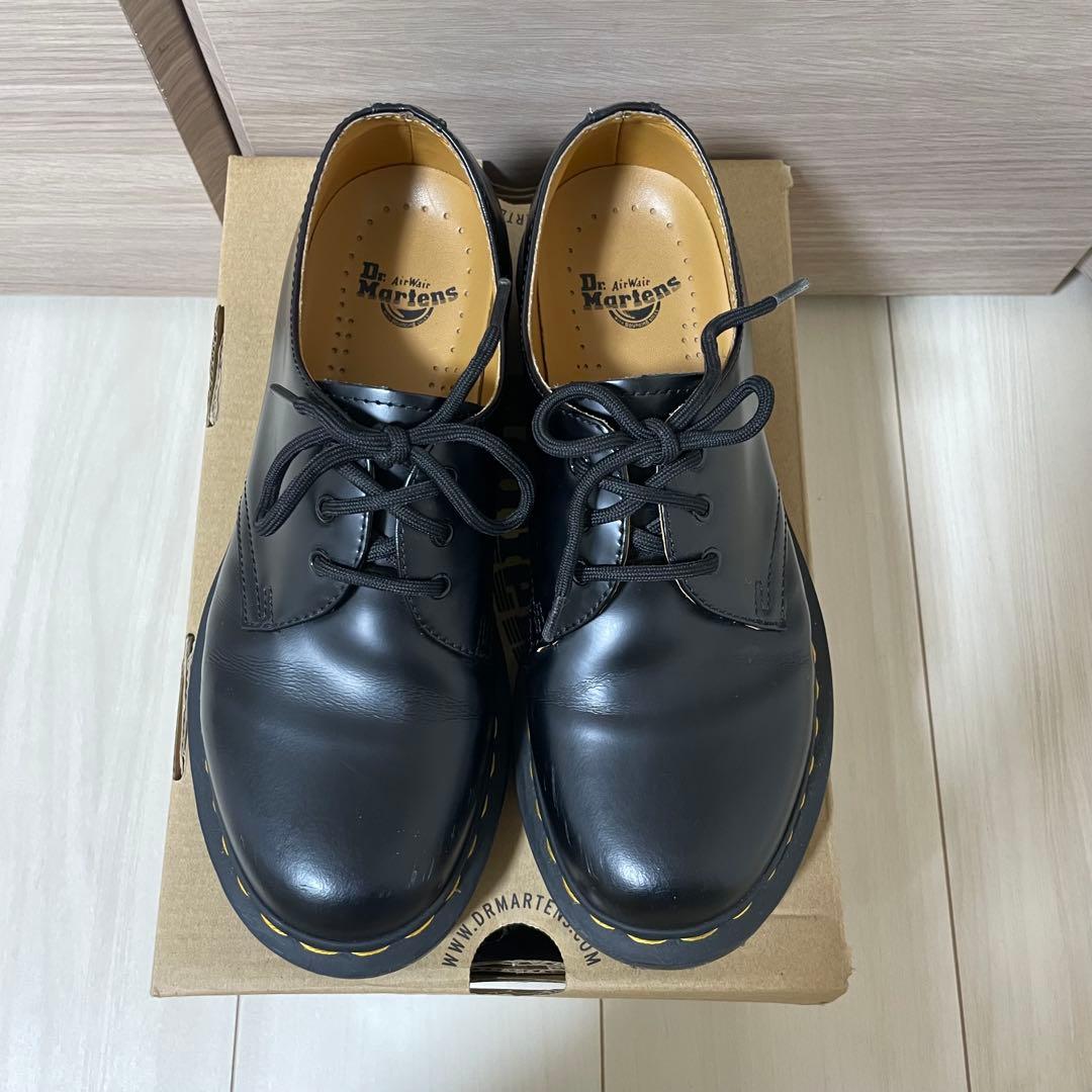 Dr. Martens ブラック 3ホール