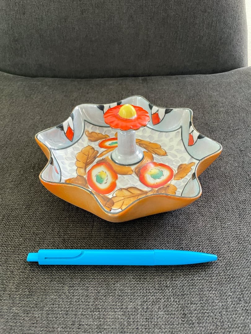 ヴィンテージ 日本の古い 小物入れ 花 形状 デザインプレート