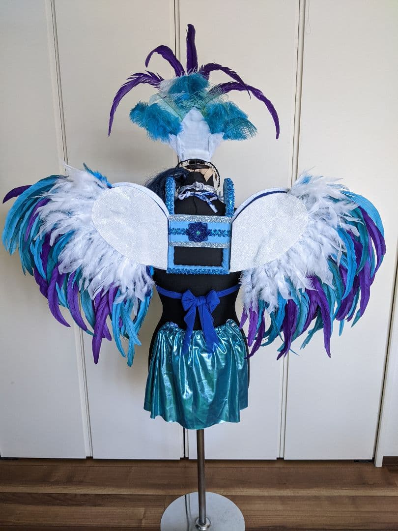 ✳専用✳　キッズ　サンバ　衣装　美品