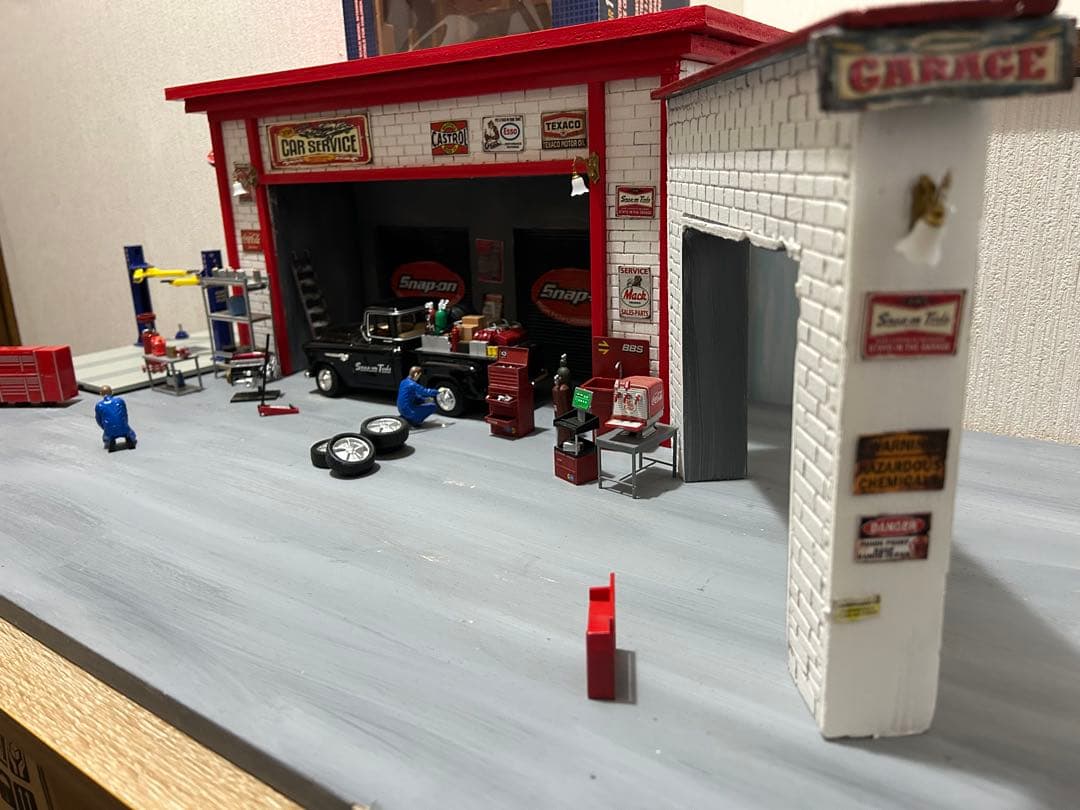 電動リフト　1/24、スナップオントラック、 ディスプレイはおまけ