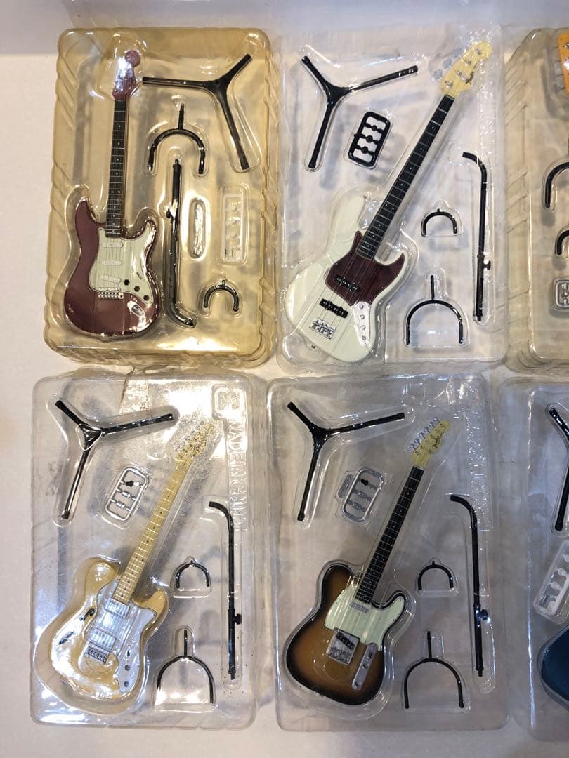 ミニチュア　ギター　まとめ売り　フィギュア