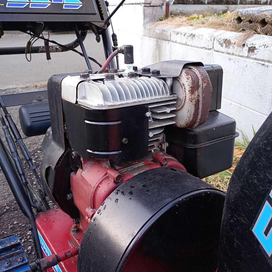 北海道除雪機ヤナセ５５５スノースアロー５馬力