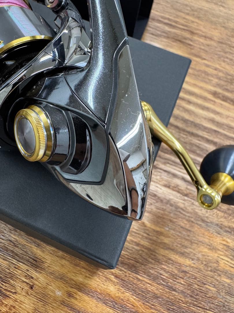 み*こ様 【極上品】14'ステラ4000HGパワーハンドルノブカスタム、スペアス