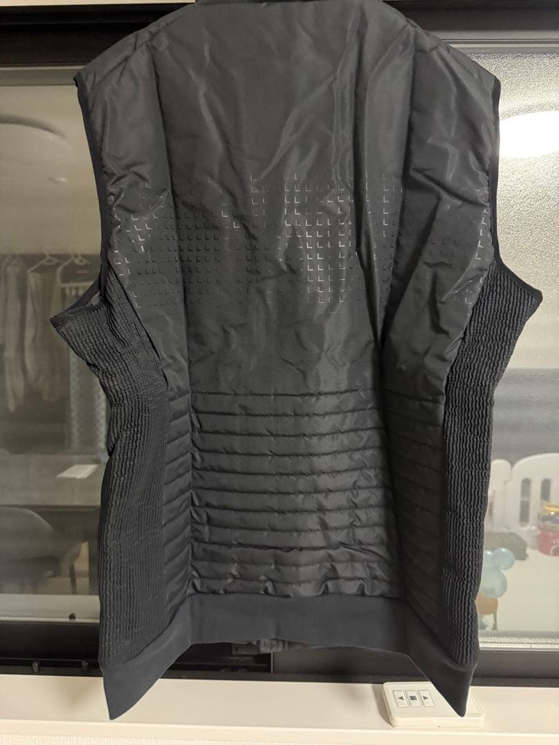 Liebherr 黒 ベスト M