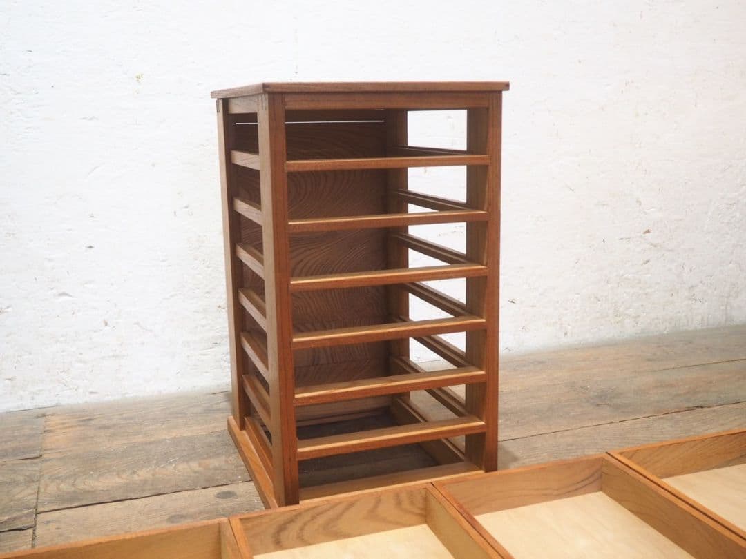 1246　②ケヤキの小引き出し　収納棚　書類ケース　展示台　ラック　インテリア