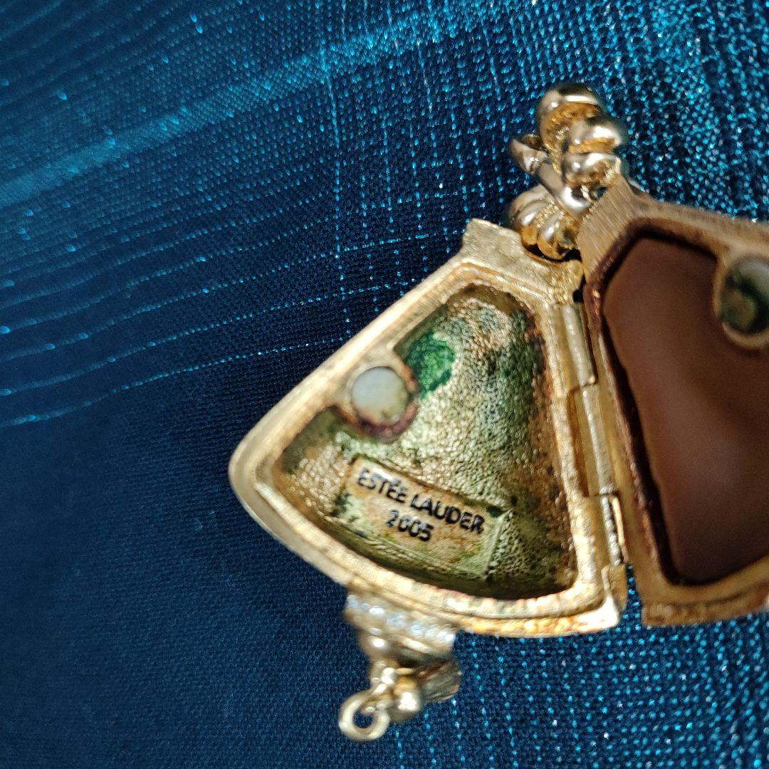 ESTEELAUDER　ラッキー　ランタン 練り香水　BOX付き