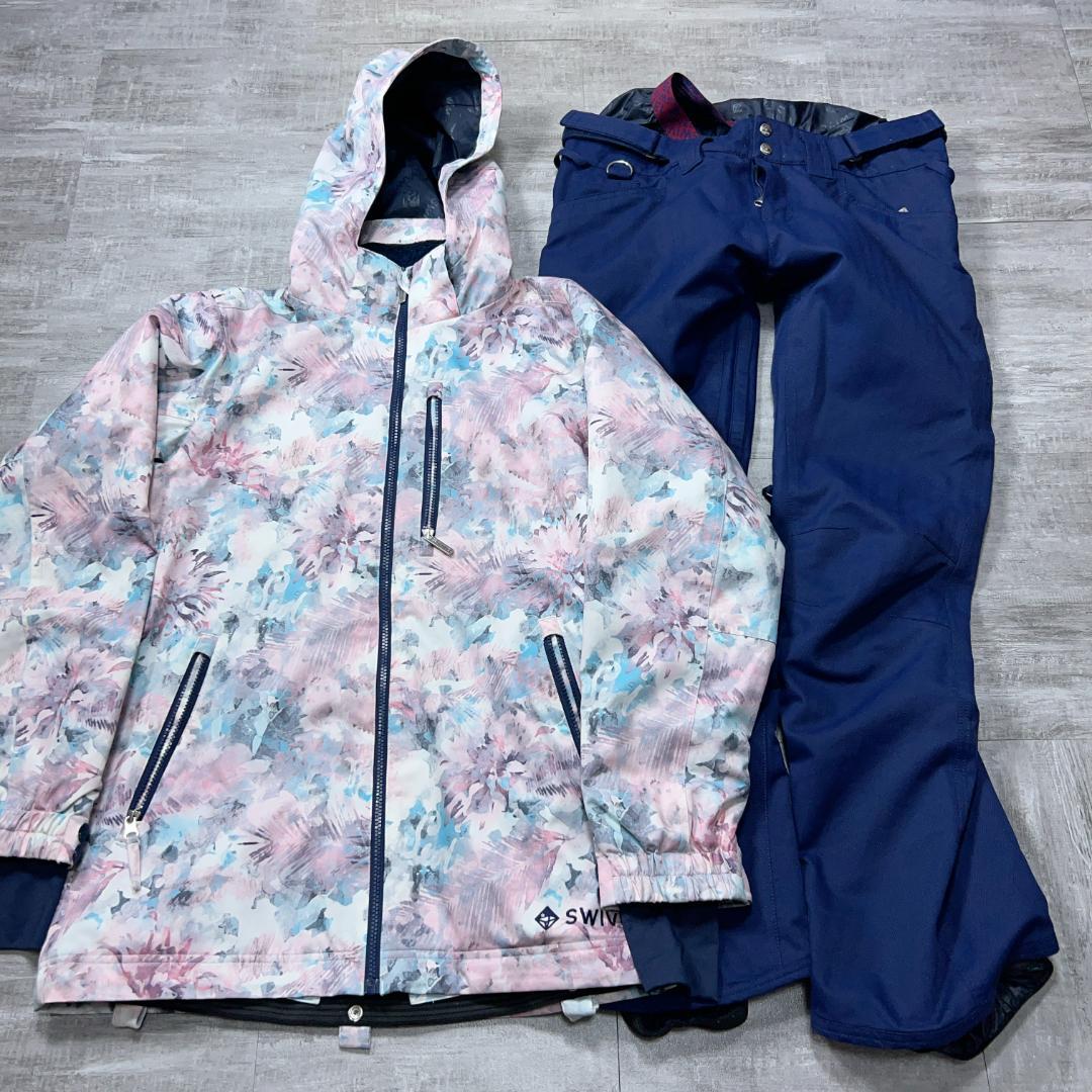 美品 Swivel スノーウェアウェア レディースXL スキーウェア 総柄