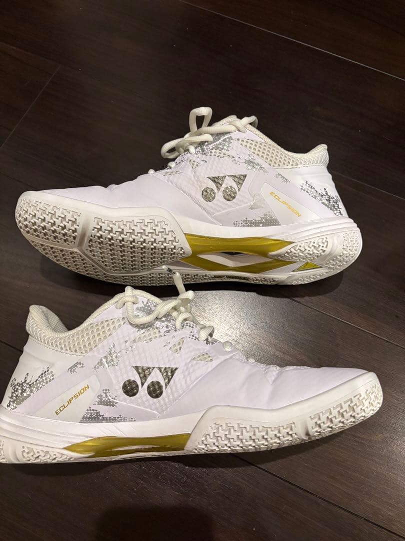 ヨネックス　バドミントンシューズ　エクリプション　27センチ　SHBELZ3M