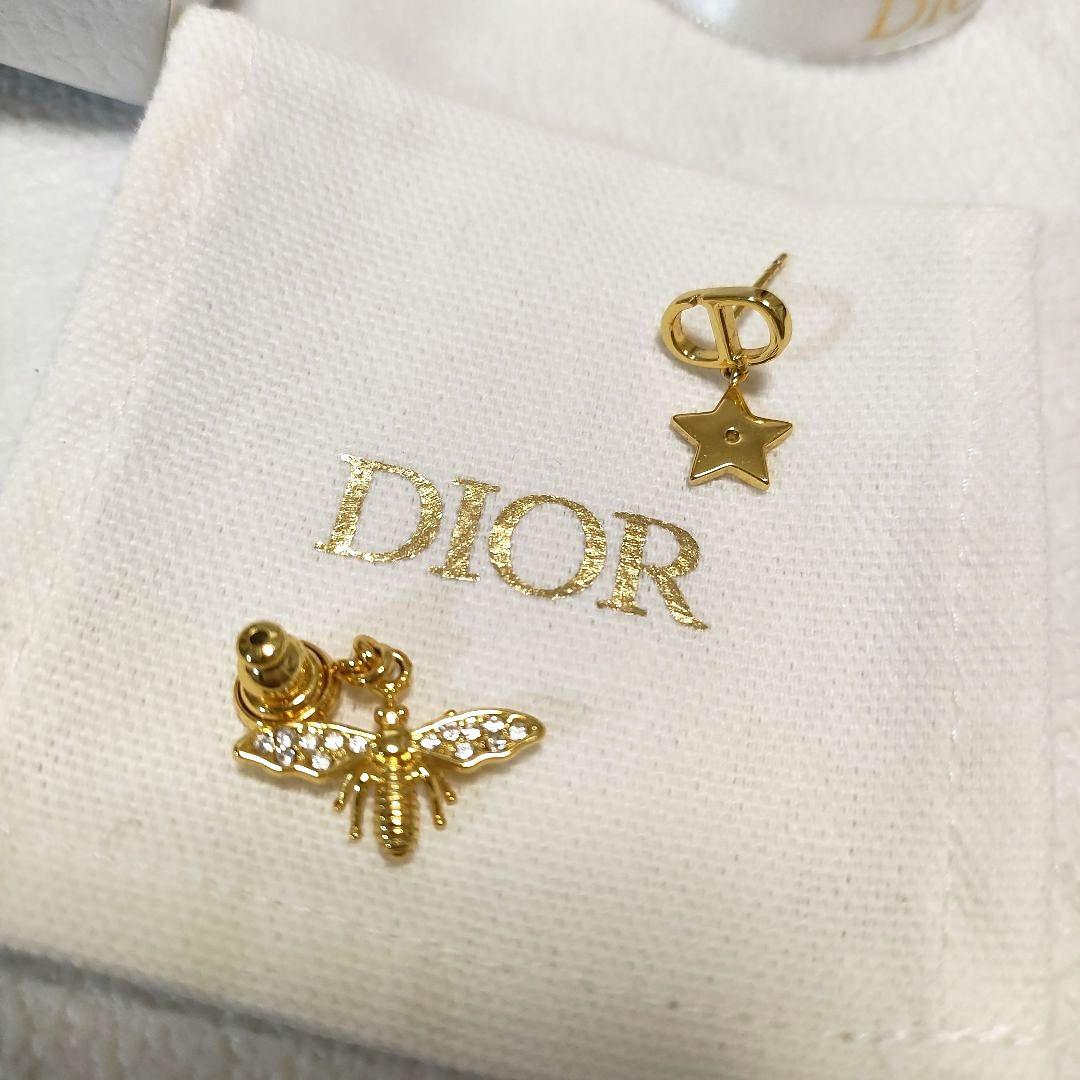 Dior 星と蜂デザイン ゴールドピアス（片耳のみ）