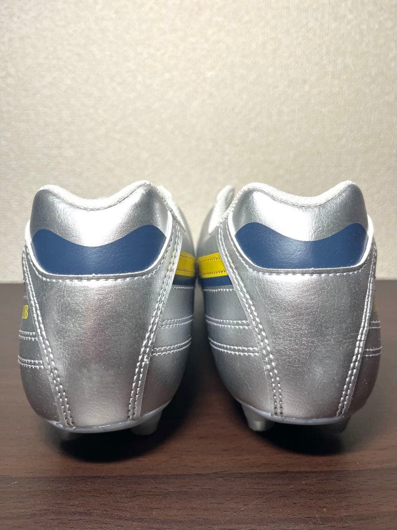 ★新品★ 海外限定正規品 モレリア2クラブ 27.5cm