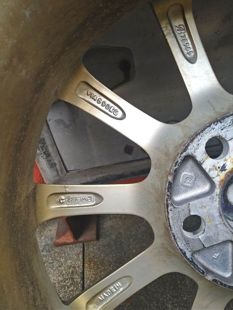 225/65R17スタッドレスタイヤホイールセット