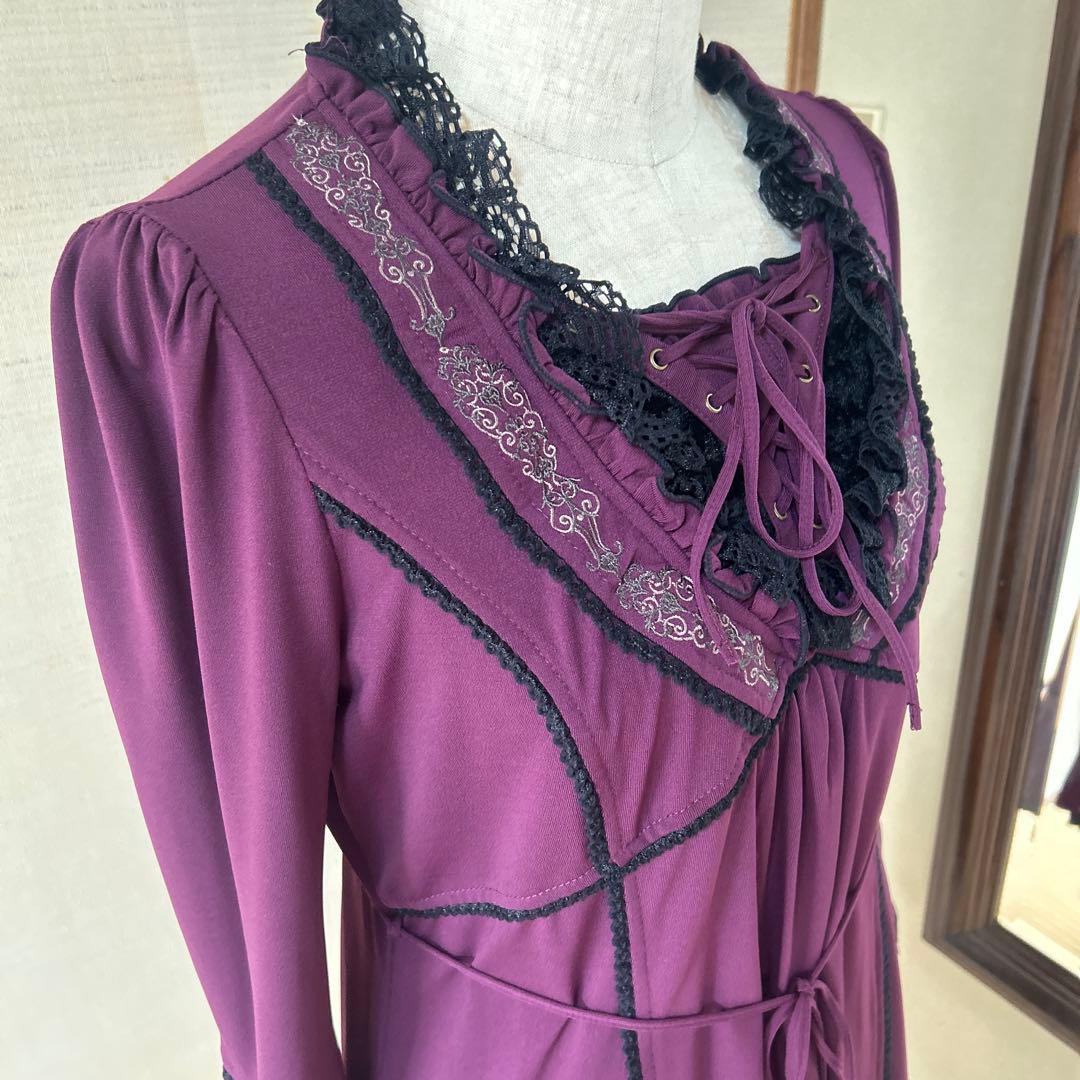 OZZ ONESTE パープル レースアップひざ丈ワンピース［商品番号3］