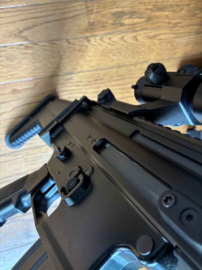 東京マルイ 次世代電動ガン SCAR-L