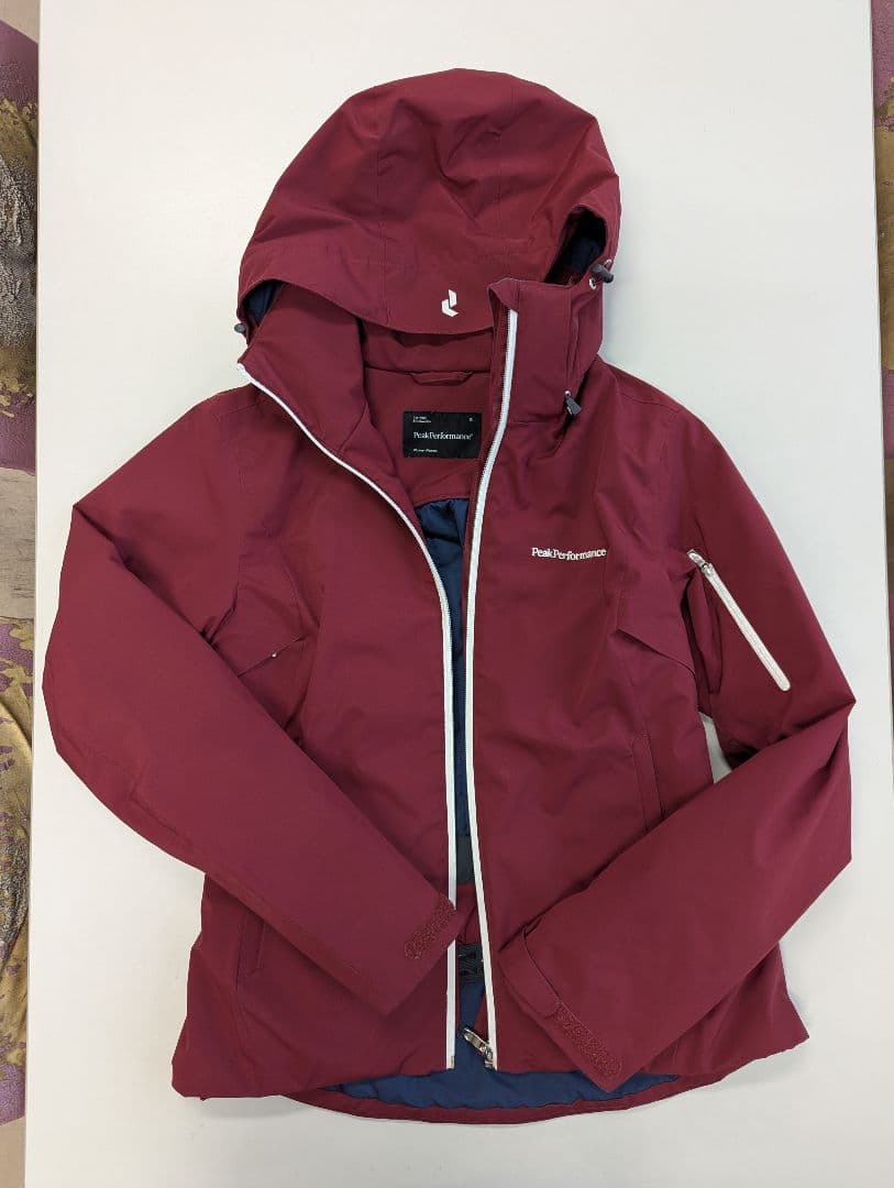 上下セットSサイズ　ピークパフォーマンス　アニマ　セットアップ　スキー　雪山