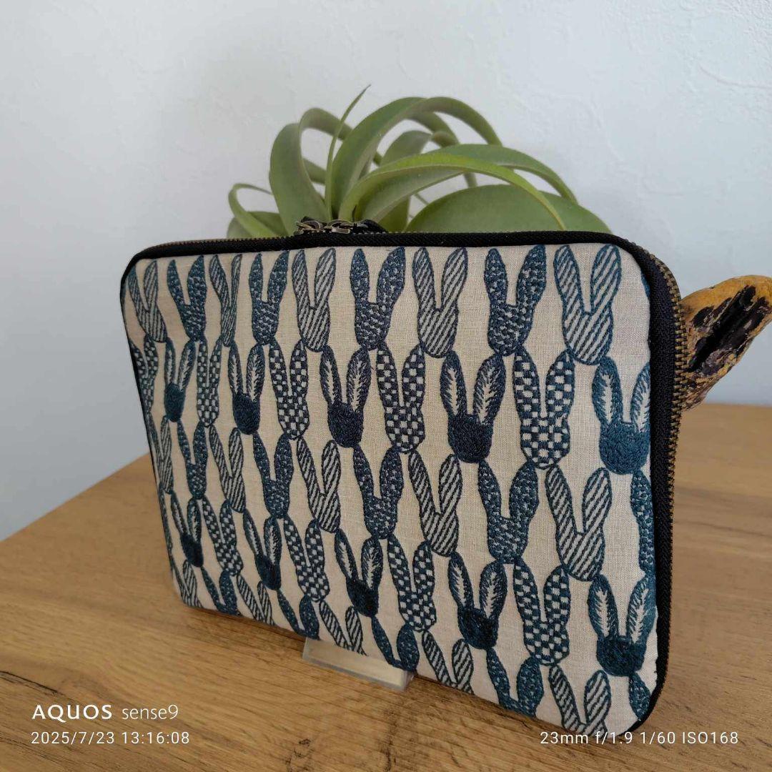 【相談用】おおきめラウンドファスナー　バッグインポーチ