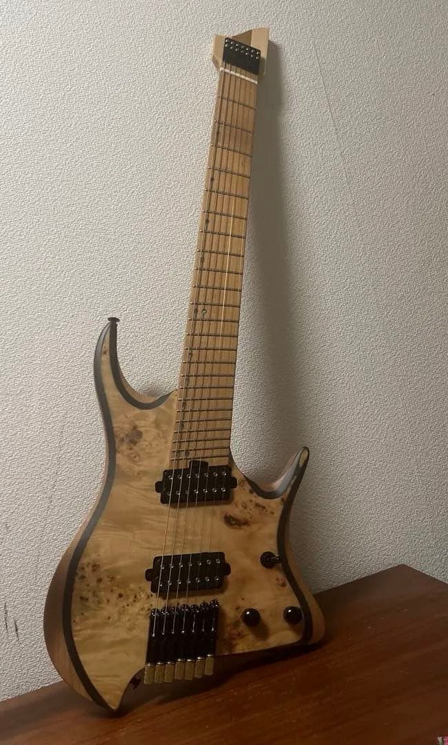 7弦ヘッドレスギター