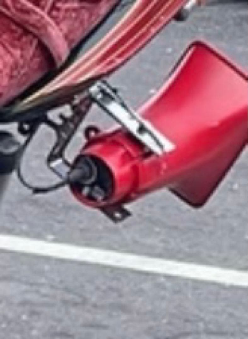 ユニペックス拡声器 爆音