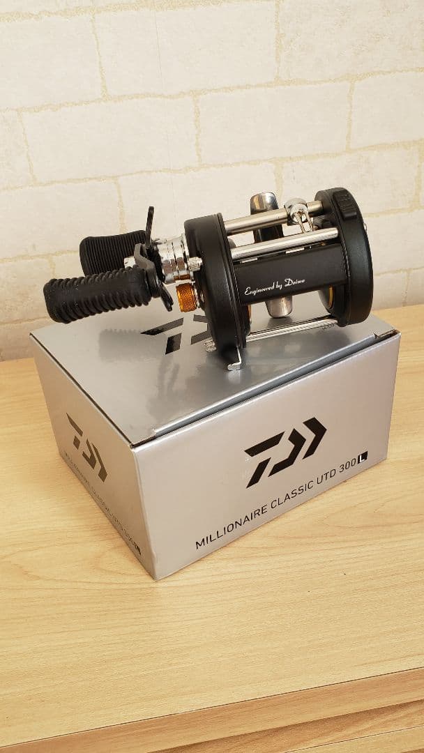 ダイワ Daiwa CLASSIC UTD 300L 未使用 釣り リール