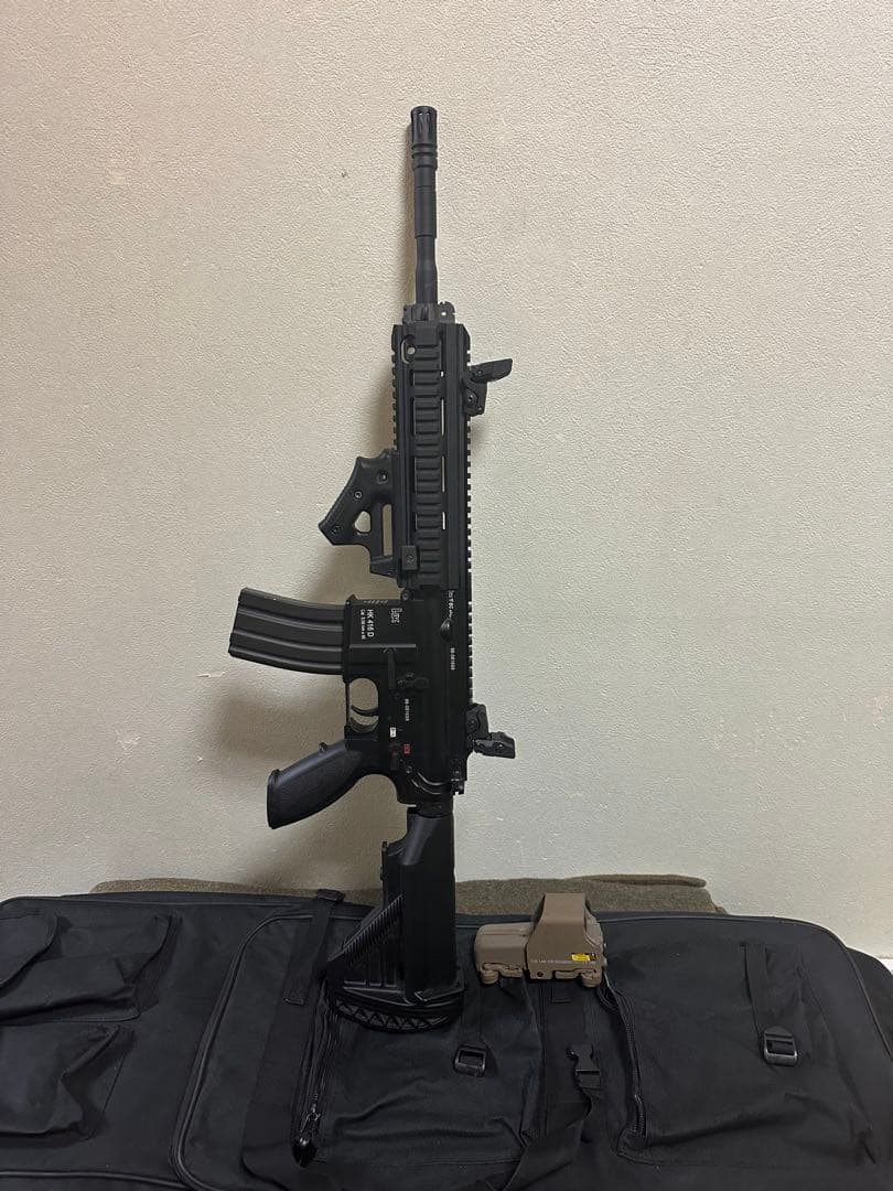 エアガン ブラック ライフル マガジン付き