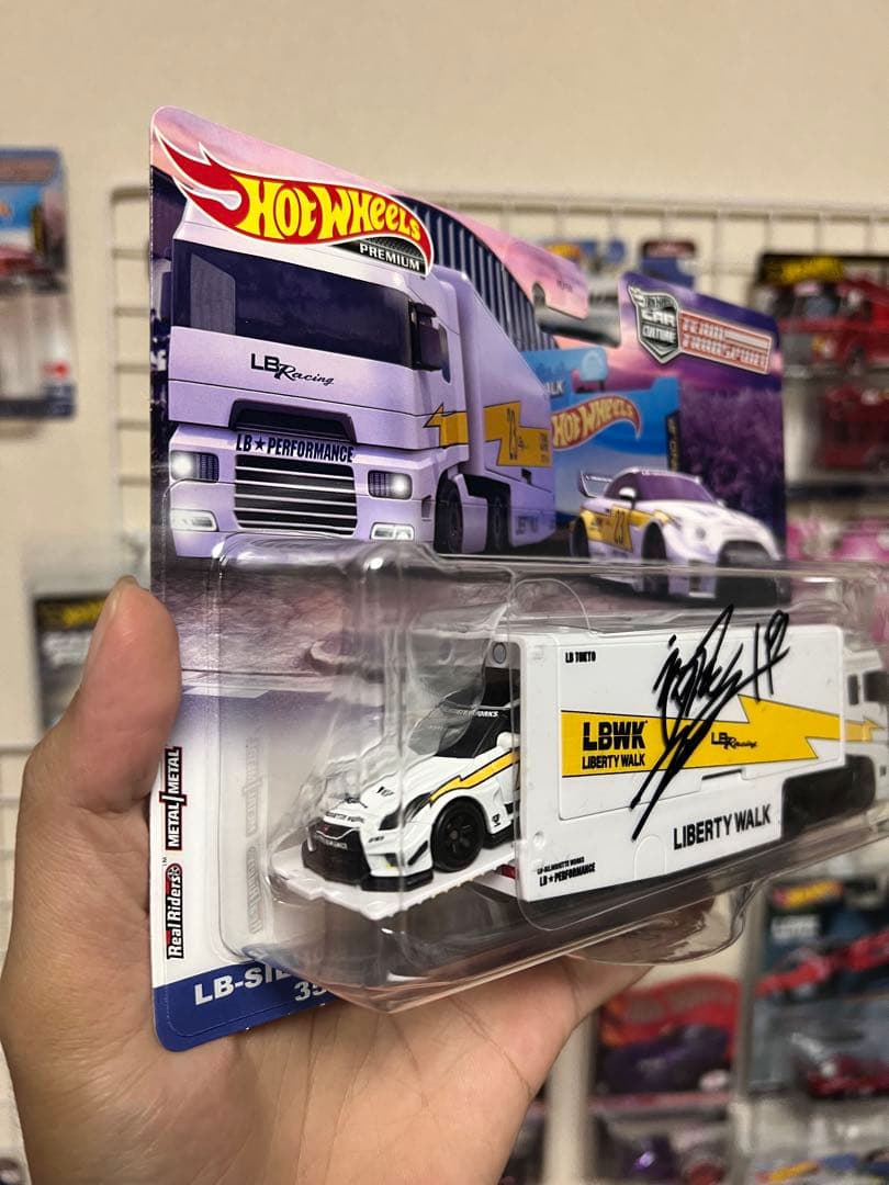 ホットウィール チームトランスポート LIBERTY WALK R35サイン入り