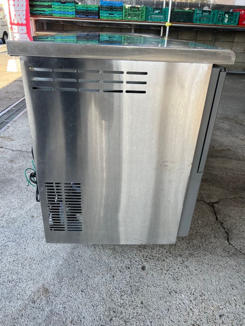 2018年 DAIWA テーブル形冷蔵庫 1500x600x800