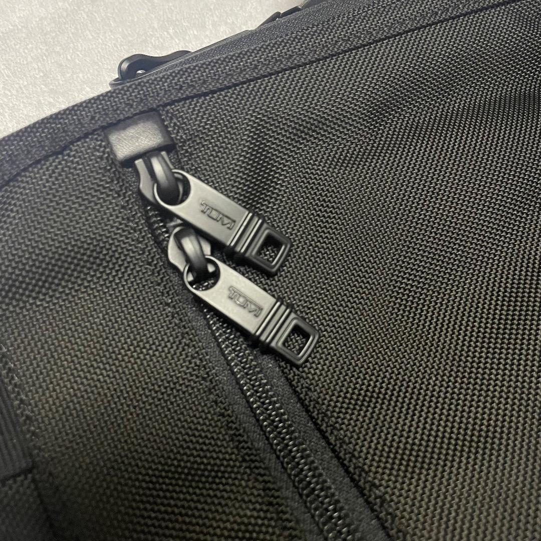 【極美品】TUMI ブラック 2Way ビジネスバッグ 縦　縦長