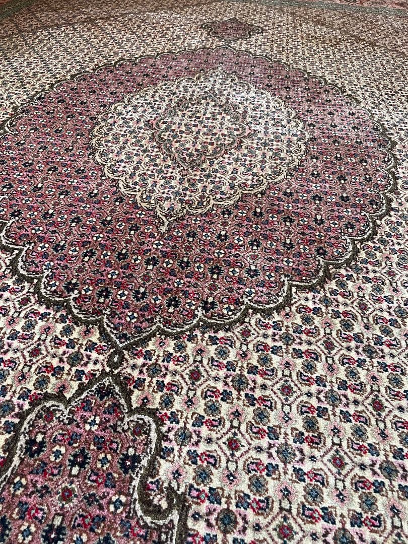 大幅値下げ! ペルシャ絨毯 No. 20 353×255