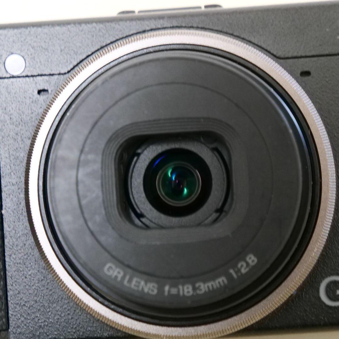 【豪華おまけ、ショット数わずか】RICOH GR Ⅲ 純正ポーチ他