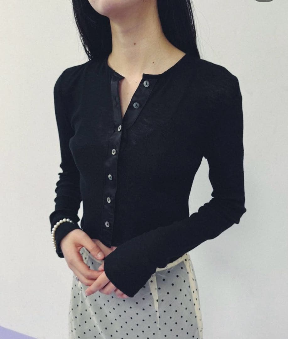 エディットフォールル　front satin cardigan