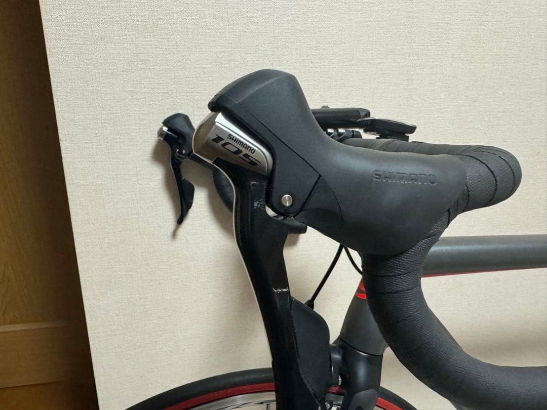 cannondale caad12 サイコンスタンドヘルメット